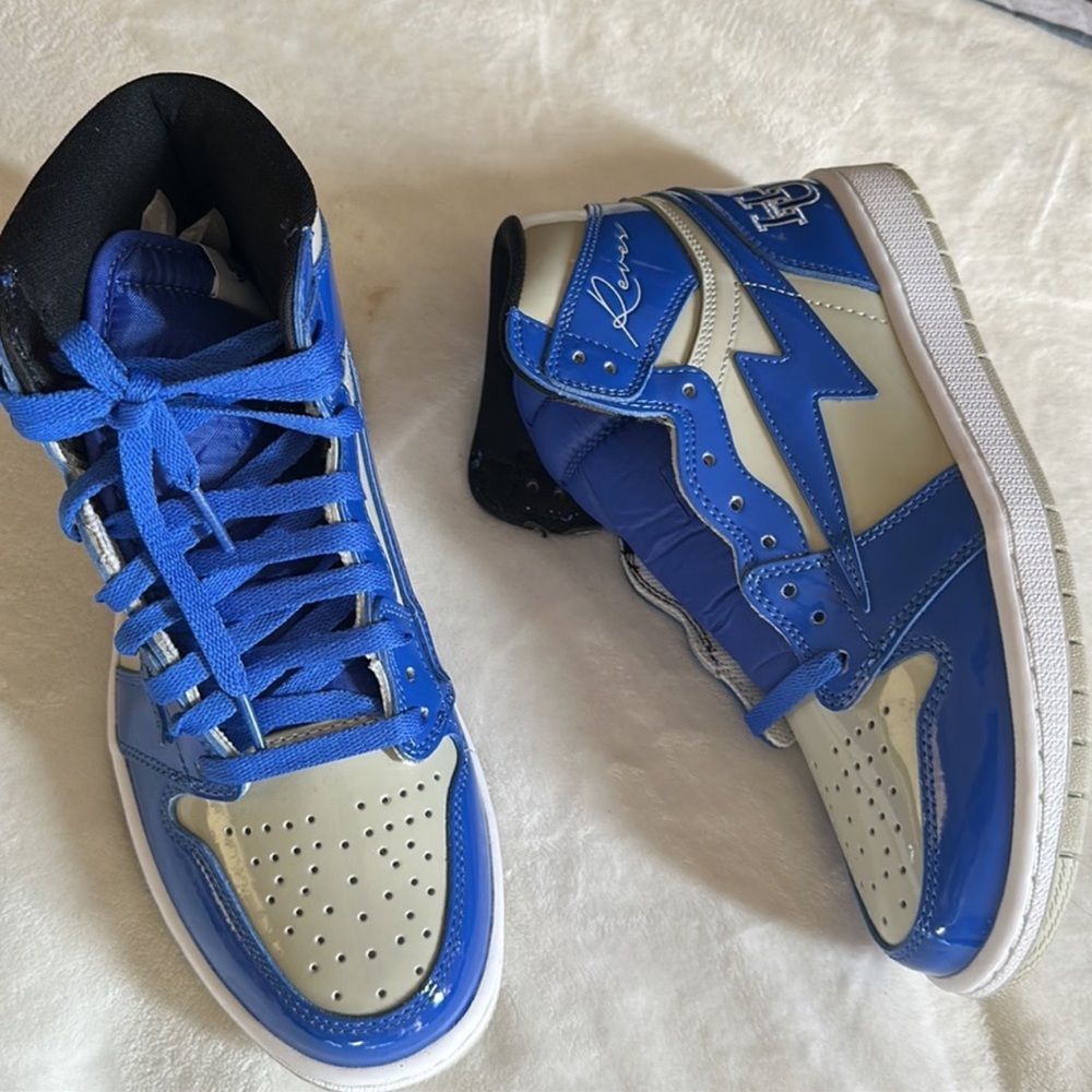 Reves Paris Air Kiy Hampton University sneakers